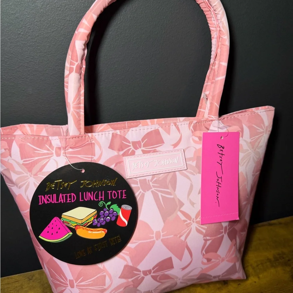 Betsy Johnson Top Handle Lunch Tote. NWT - Picture 3 of 10